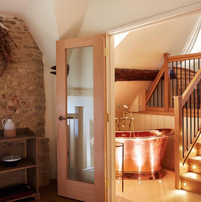 Dawn At The Sun Inn Felmersham, Our Signature Duplex Suite Sharnbrook Exterior foto